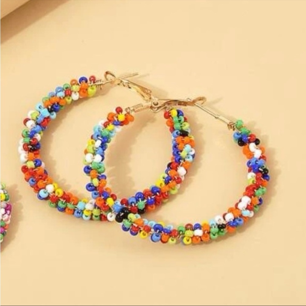 NWT Trendy beaded hoops - Picture 2 of 4